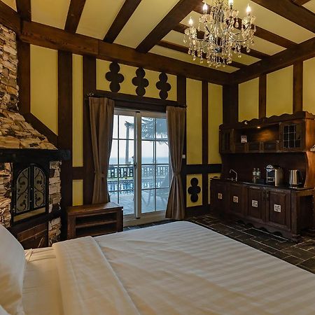 Tudor Dynasty Homestay Shoufeng Εξωτερικό φωτογραφία